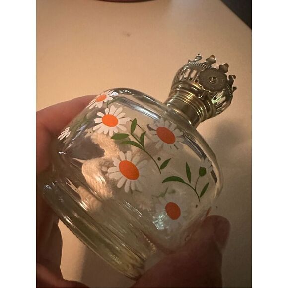 Vintage New Glass Daisy Print Kerosene Lamp Base Only 4.5” Never Used - Picture 8 of 11